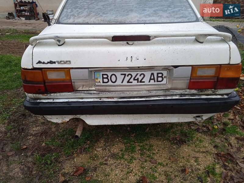 Седан Audi 100 1982 в Тернополе
