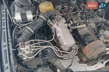 Седан Audi 100 1987 в Чернівцях