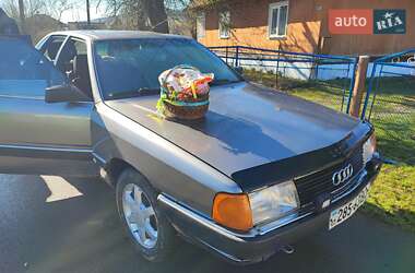 Седан Audi 100 1990 в Турке