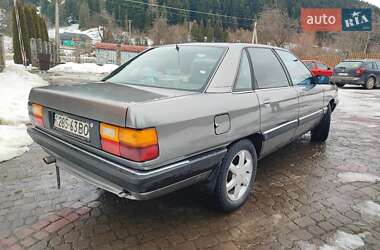 Седан Audi 100 1990 в Турке