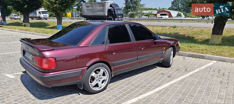 Седан Audi 100 1993 в Виннице