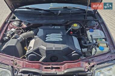 Седан Audi 100 1993 в Виннице