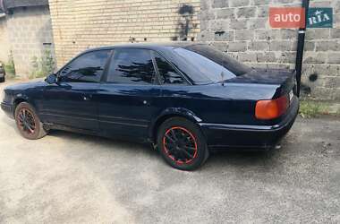 Седан Audi 100 1993 в Буче