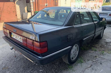 Седан Audi 100 1990 в Запорожье