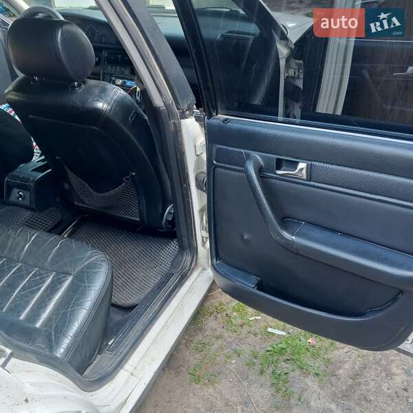 Седан Audi 100 1992 в Чернигове
