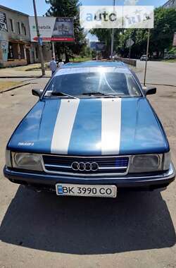 Седан Audi 100 1983 в Ровно