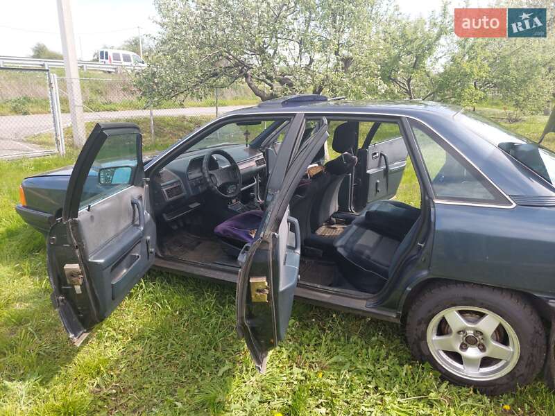 Седан Audi 100 1987 в Полтаве