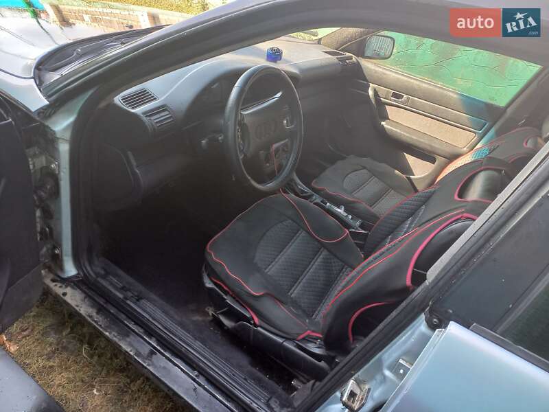 Седан Audi 100 1992 в Песчанке