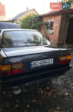 Седан Audi 100 1989 в Луцке