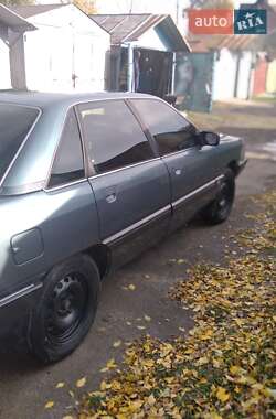 Седан Audi 100 1984 в Луцьку