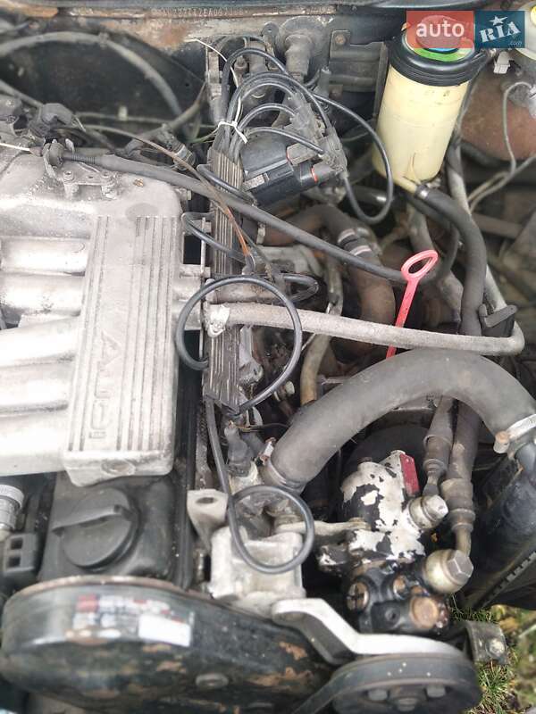 Седан Audi 100 1984 в Луцке