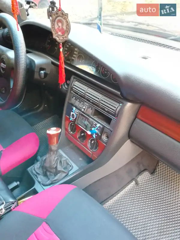 Audi 100 1991 VIN WAUZZZ4AZMA019331 фото оголошення 17 з 59