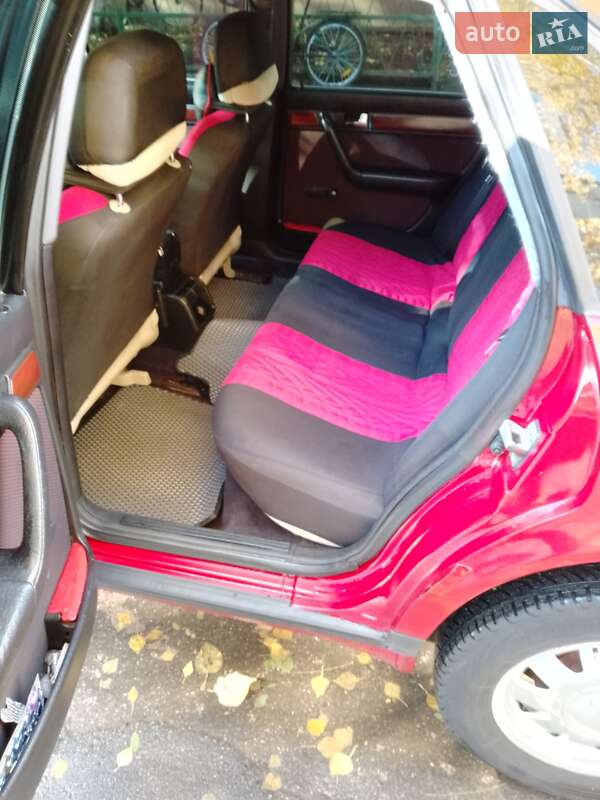 Седан Audi 100 1991 в Днепре