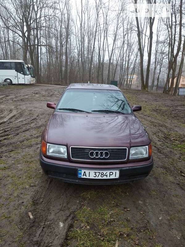 Седан Audi 100 1993 в Жашкове