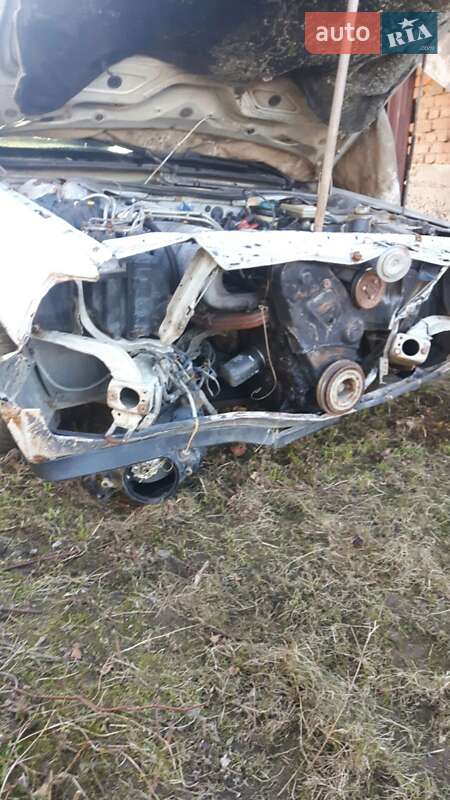 Седан Audi 100 1984 в Хусті