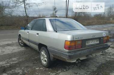 Седан Audi 100 1989 в Дубно