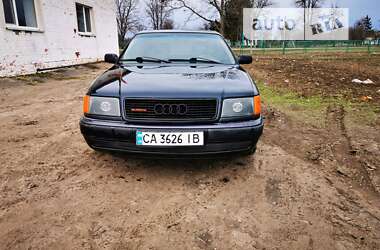 Седан Audi 100 1992 в Шполі