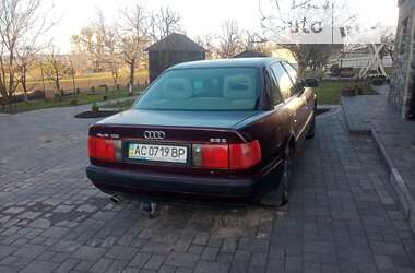 Седан Audi 100 1993 в Горохове