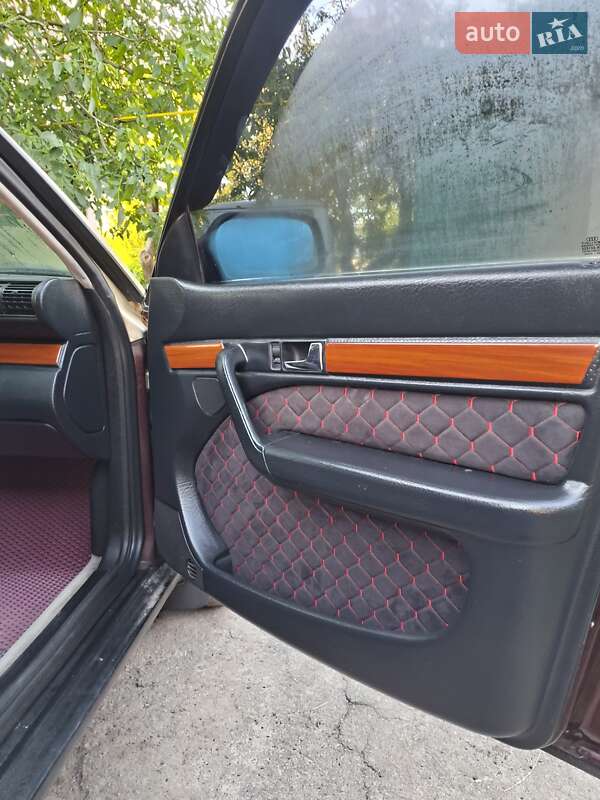 Универсал Audi 100 1993 в Ставище