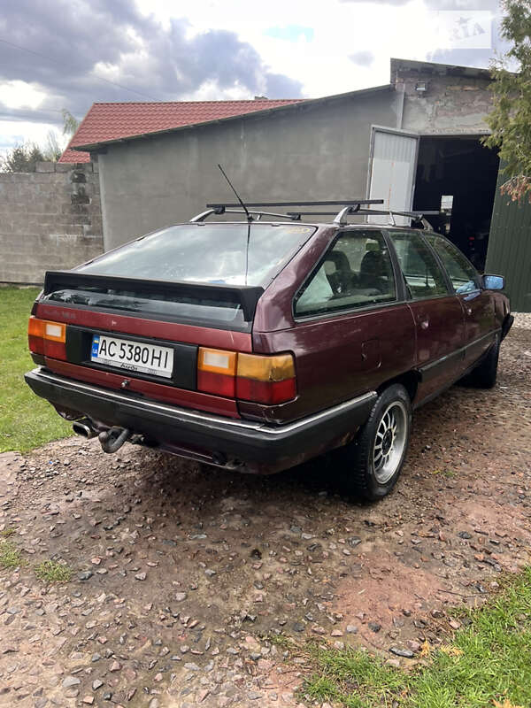 Универсал Audi 100 1990 в Нововолынске