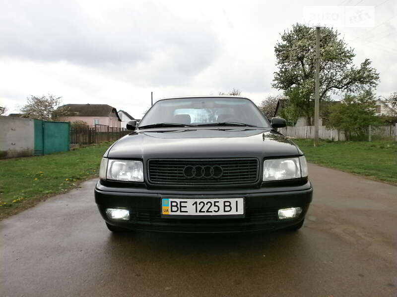 Седан Audi 100 1994 в Ружине