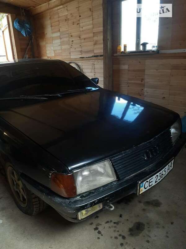 Седан Audi 100 1990 в Сторожинце