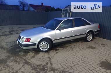 Седан Audi 100 1992 в Острозі