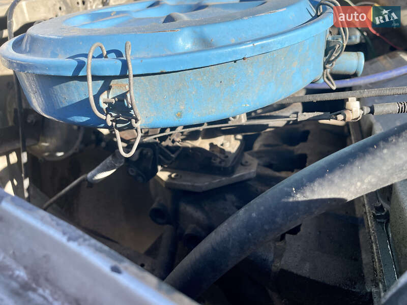 Седан Audi 100 1988 в Луцьку