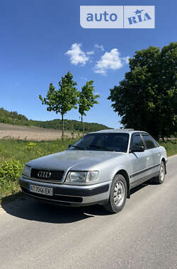 Седан Audi 100 1991 в Жовкві