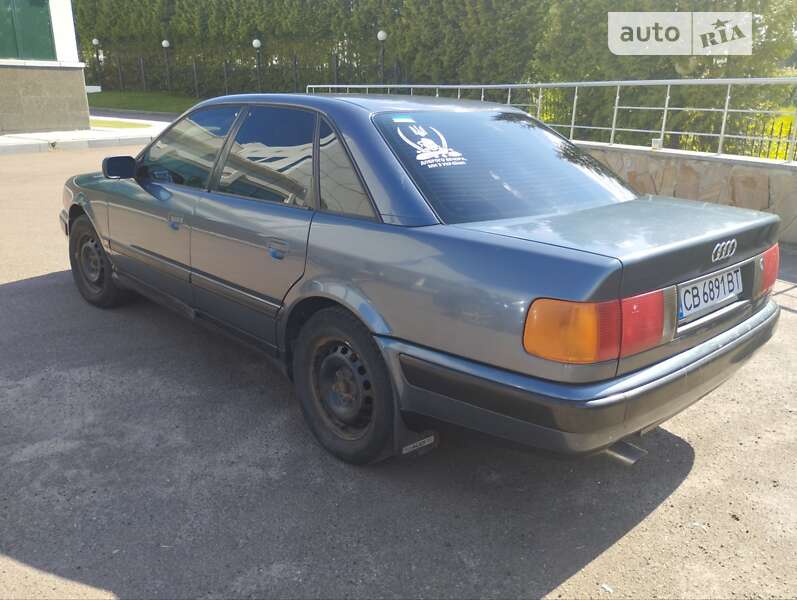 Седан Audi 100 1991 в Новгород-Северском