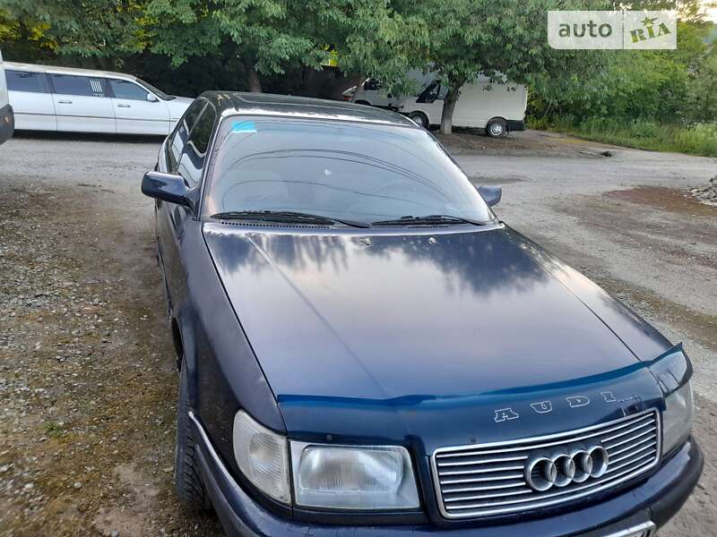 Седан Audi 100 1994 в Залещиках