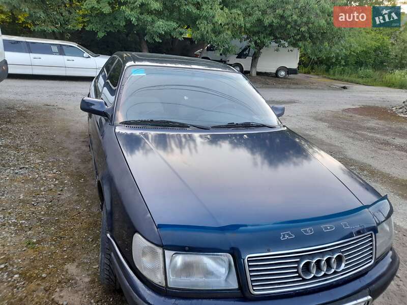 Седан Audi 100 1994 в Залещиках