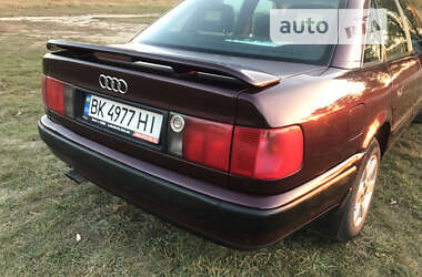 Седан Audi 100 1993 в Березному