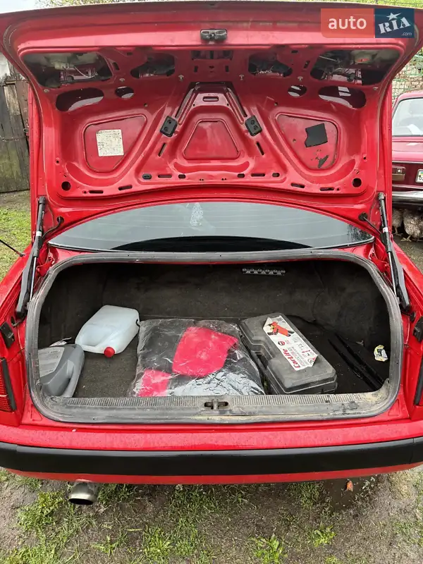 Audi 100