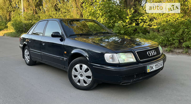 Седан Audi 100 1994 в Ровно