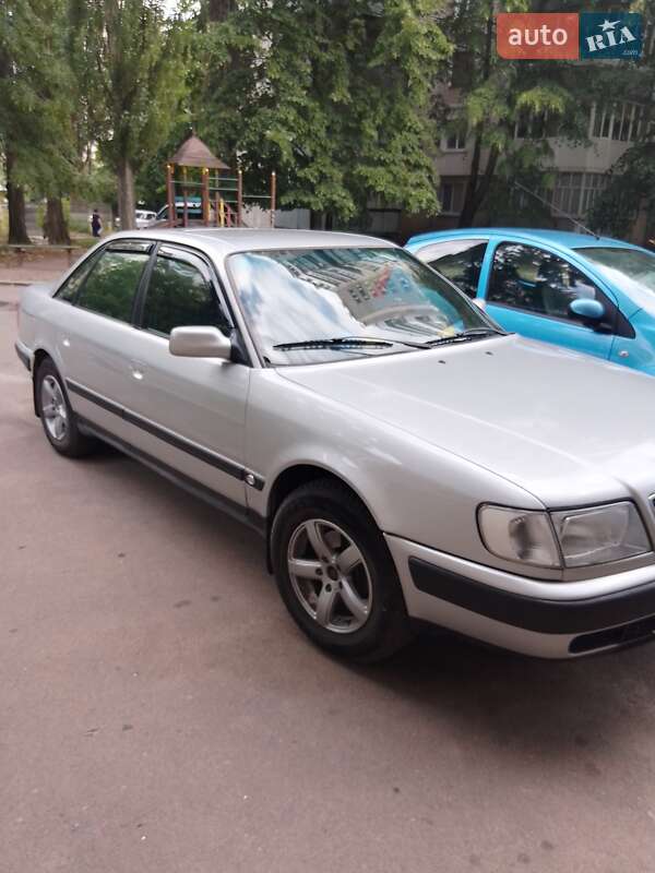 Седан Audi 100 1991 в Житомирі