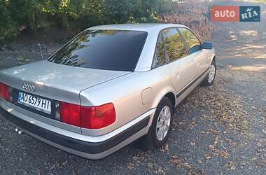 Седан Audi 100 1992 в Знаменовке