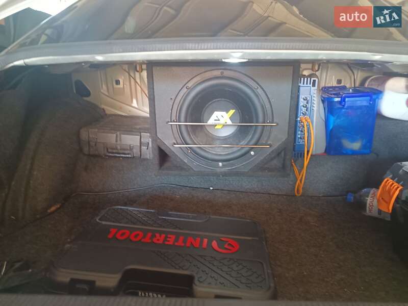Седан Audi 100 1992 в Знаменовке