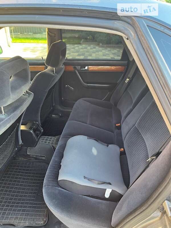 Седан Audi 100 1992 в Львове