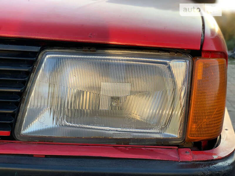 Седан Audi 100 1986 в Луцке фото 3 Седан Audi 100 1986 в Луцке