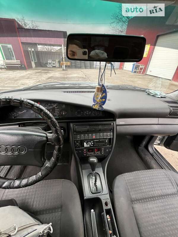 Седан Audi 100 1992 в Монастырище