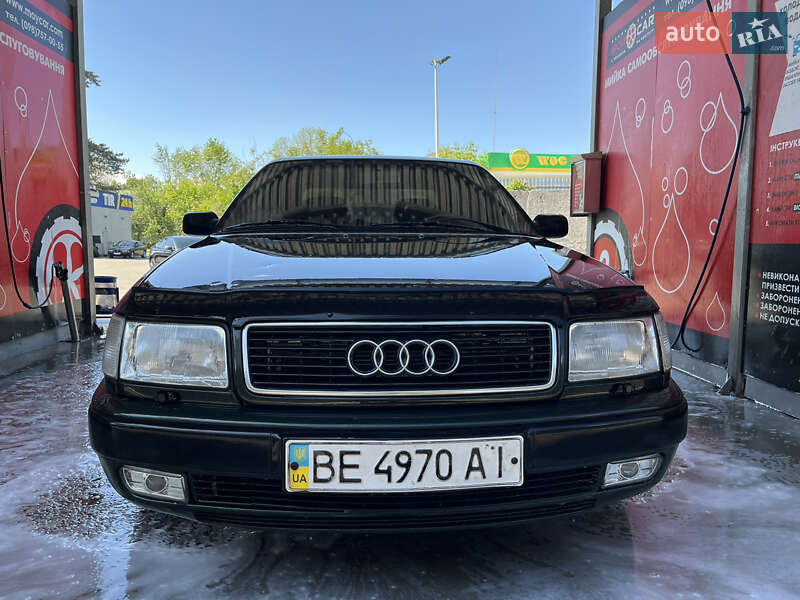 Седан Audi 100 1993 в Києві