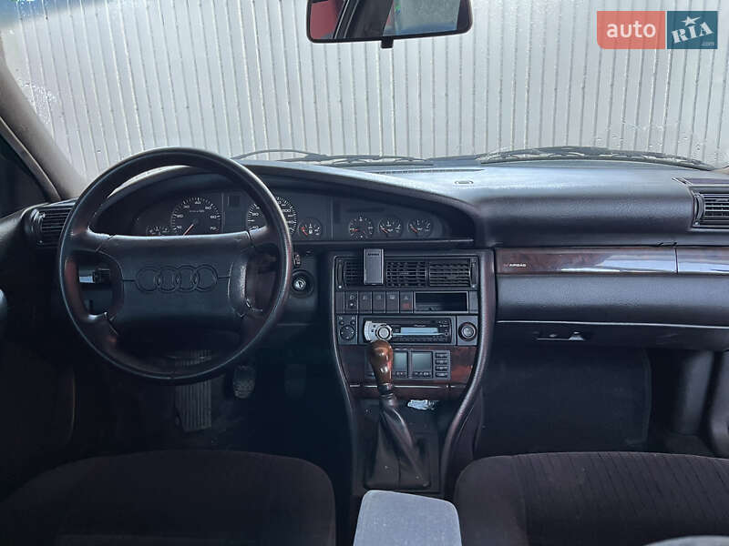 Седан Audi 100 1993 в Києві