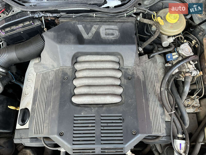 Седан Audi 100 1993 в Києві