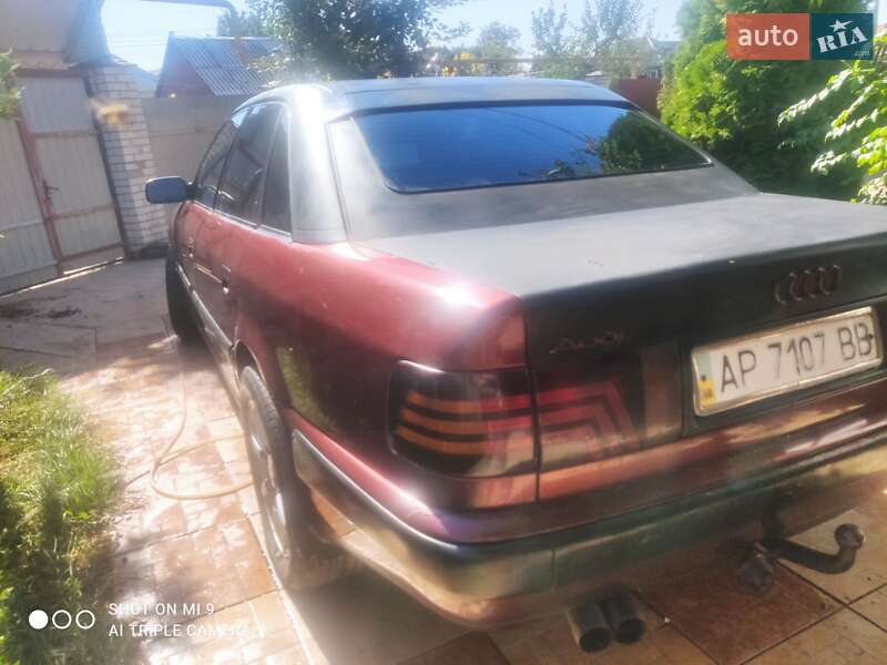 Седан Audi 100 1991 в Вольнянске