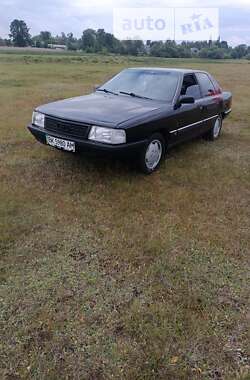 Седан Audi 100 1991 в Березному