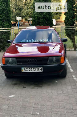 Седан Audi 100 1988 в Ивано-Франковске