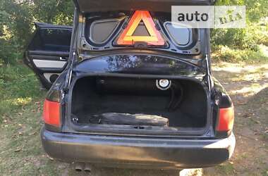 Седан Audi 100 1994 в Тараще