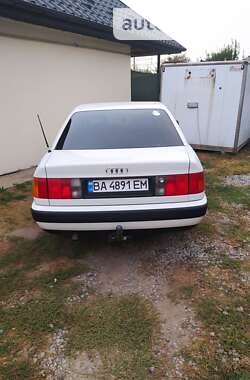 Седан Audi 100 1991 в Яготине