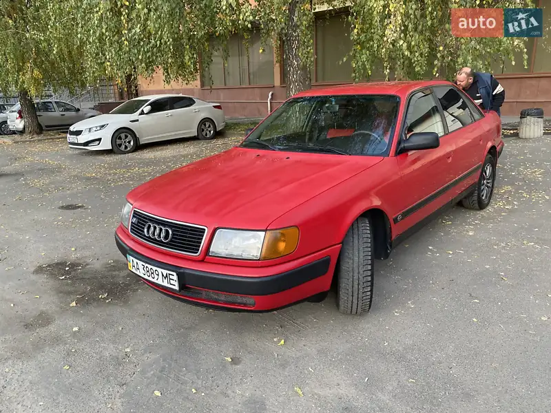 Седан Audi 100 1991 в 